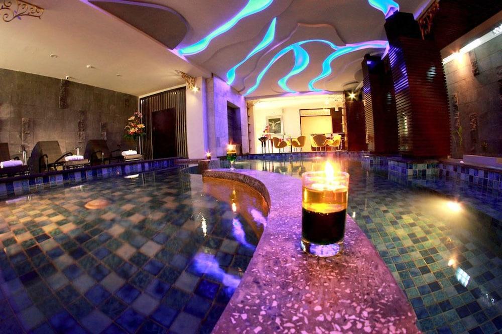 Grand Sae Hotel Solo Eksteriør billede